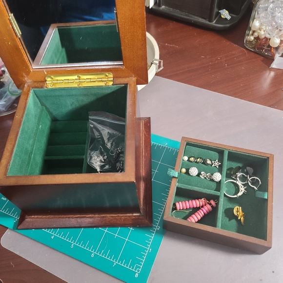 Thomas Kinkade Jewelry Box - Picture 5 of 6